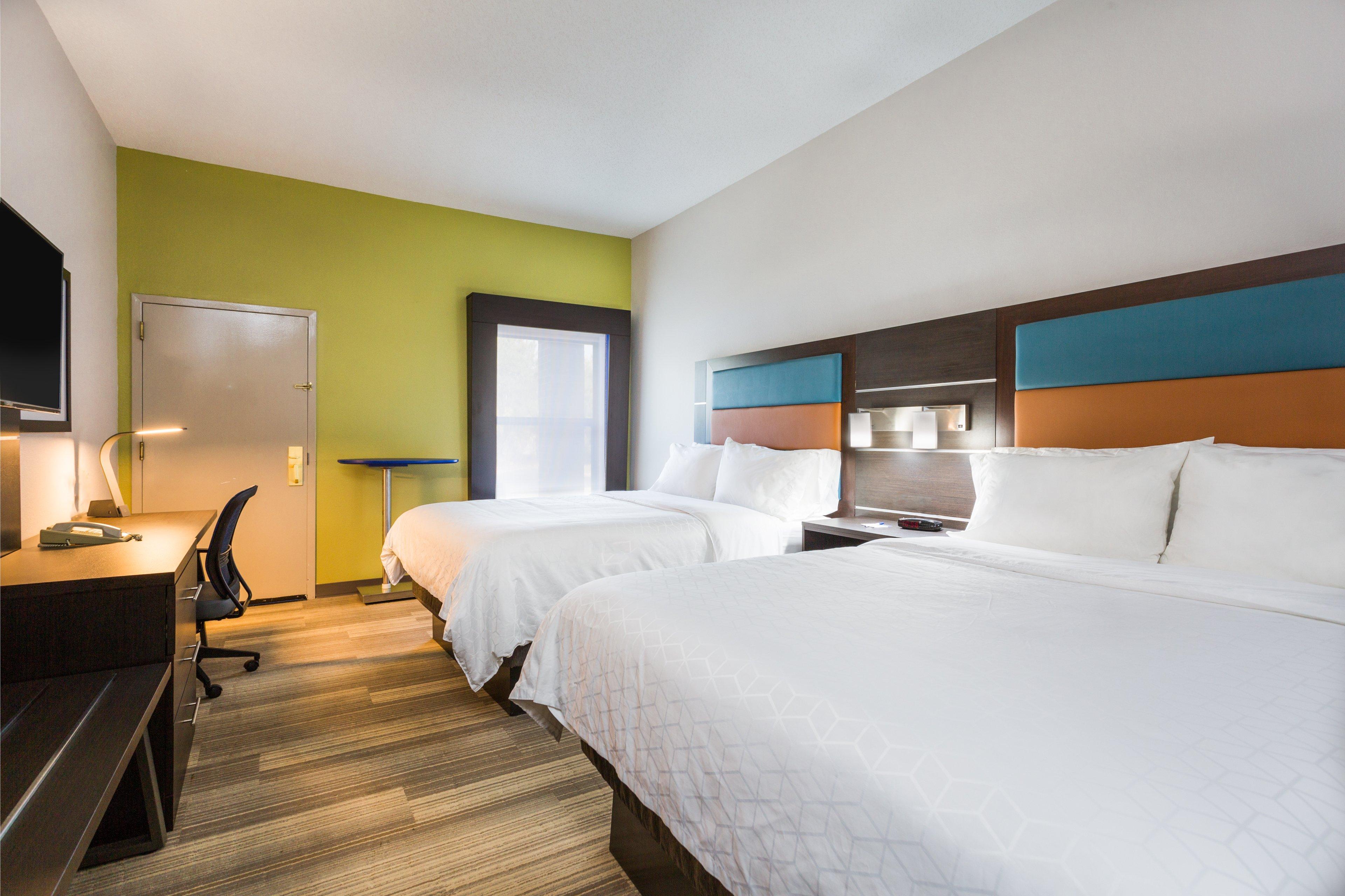 Holiday Inn Express - Plymouth By Ihg Екстериор снимка