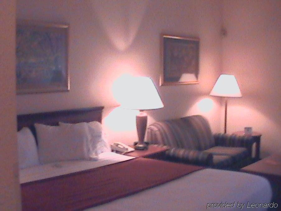 Holiday Inn Express - Plymouth By Ihg Екстериор снимка