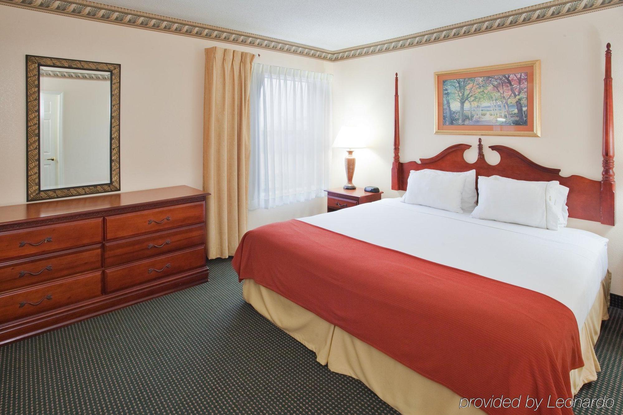 Holiday Inn Express - Plymouth By Ihg Стая снимка