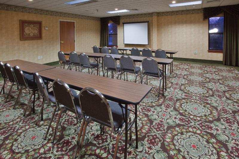 Holiday Inn Express - Plymouth By Ihg Екстериор снимка